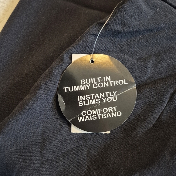 Dressbarn women's size 18W navy blue dress pants, have stretch, NWT - Picture 2 of 10